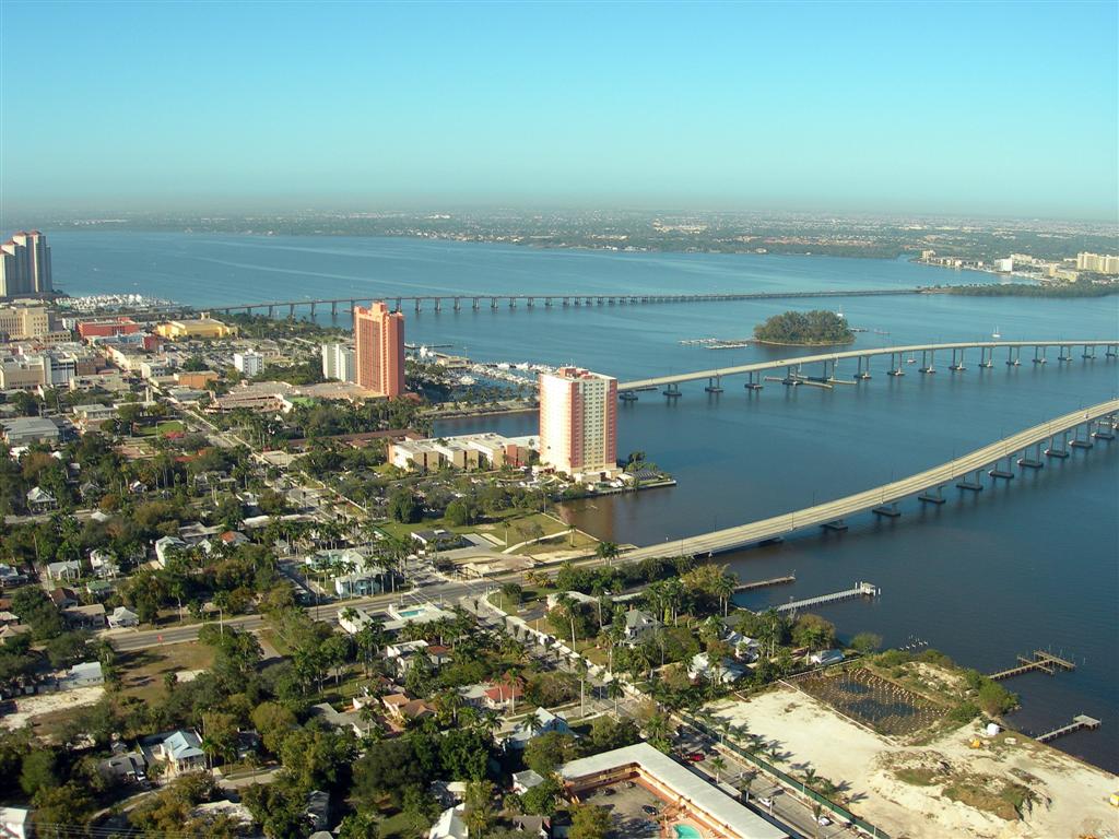 Air Ambulance In Cape Coral-Fort Myers, FL