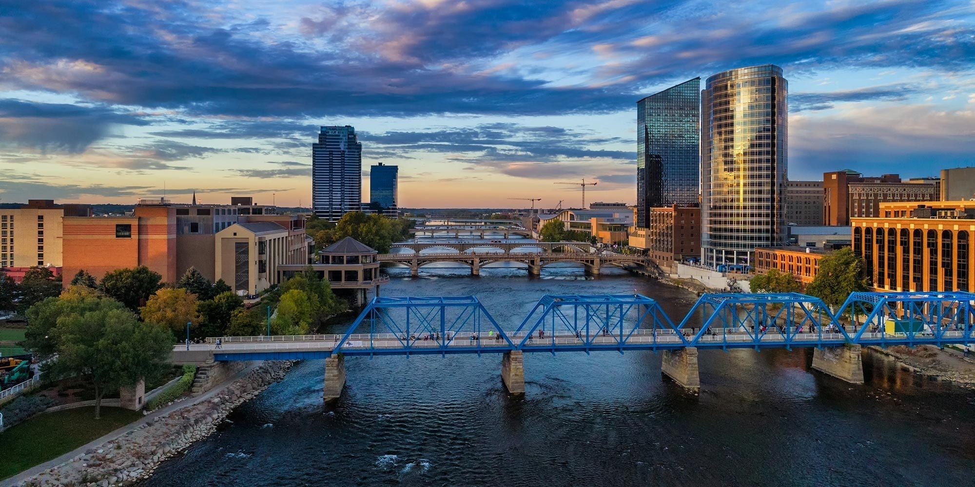 Air Ambulance In Grand Rapids, MI