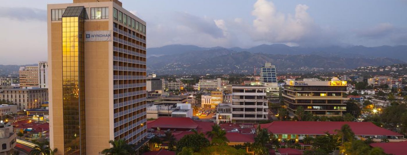 Kingston Public Hospital (K.P.H.), Saint Andrew (+1 8769220210)